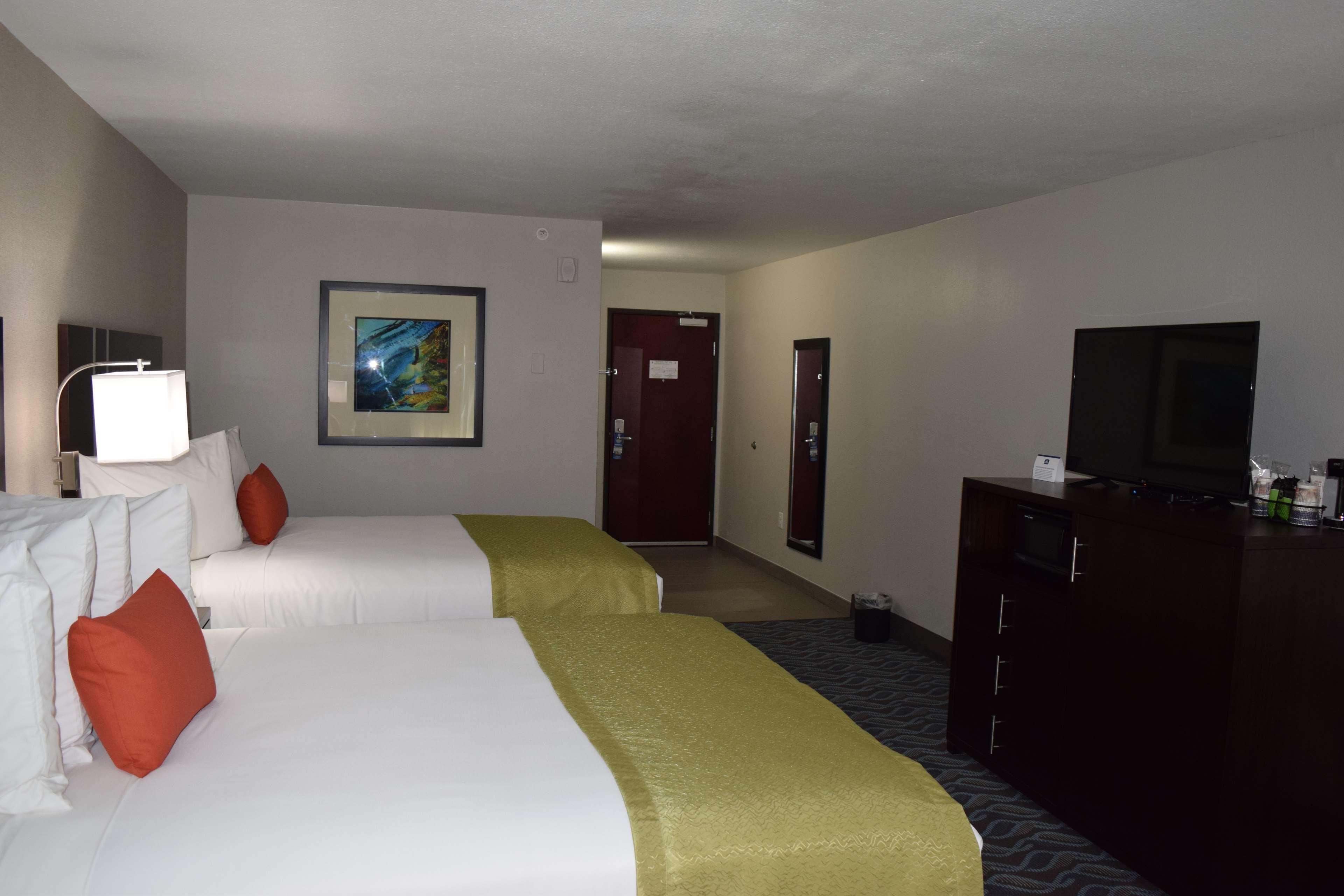 Best Western Plus Hardeeville Inn & Suites Exterior photo